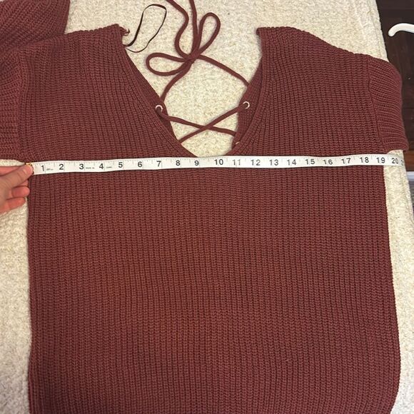 Love by Design Chunky Knit Tie Back Sweater Size Small - Picture 7 of 7